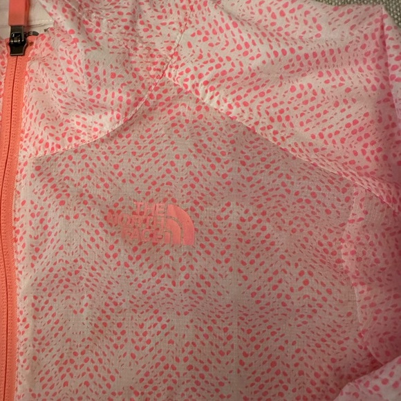 The North Face Women’s XS Windbreaker - Picture 4 of 6